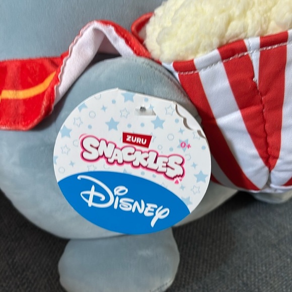 Dumbo Squishmallow Snackles​ - Picture 3 of 5